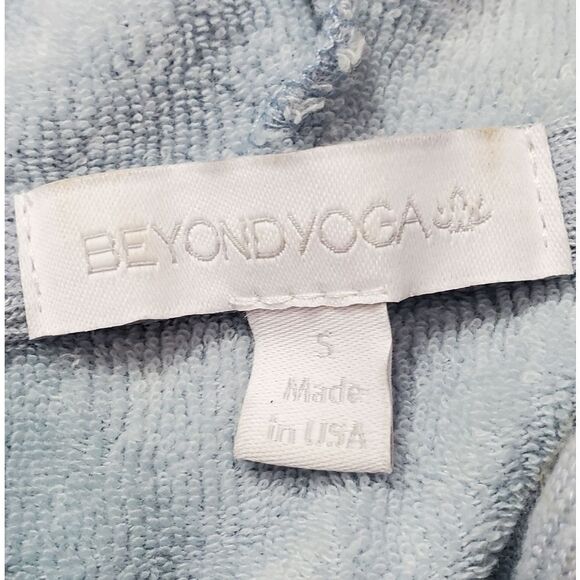 NWT Beyond Yoga Powder Blue Cropped Hoodie Sweatshirt - Picture 5 of 8